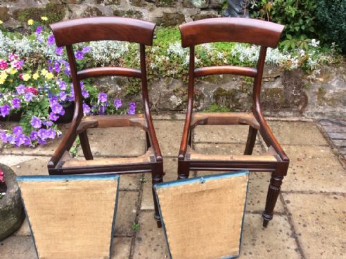 A PAIR OF LATE REGENCY CHAIRS - ADDITIONAL PHOTO 4