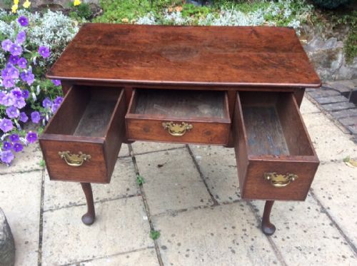 EARLY GEORGIAN OAK LOWBOY - ADDITIONAL PHOTO 4
