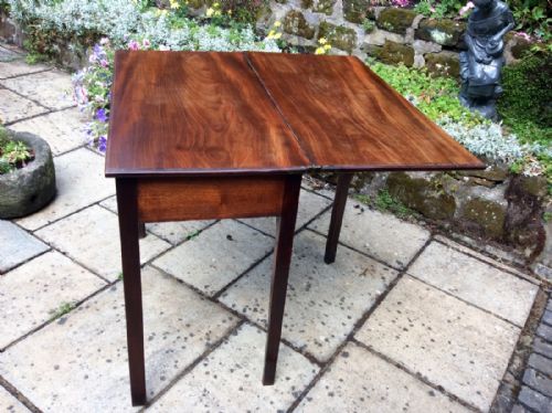 GEORGIAN SIDE TABLE OR TEA TABLE - ADDITIONAL PHOTO 5