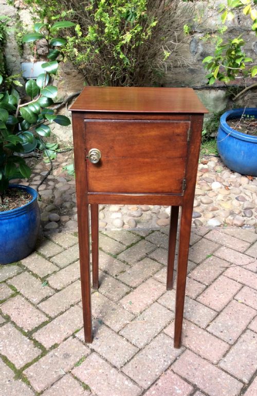 very small georgian mahogany beside pot cupboard - CATEGORY: ANTIQUE CUPBOARDS - DATED 1800