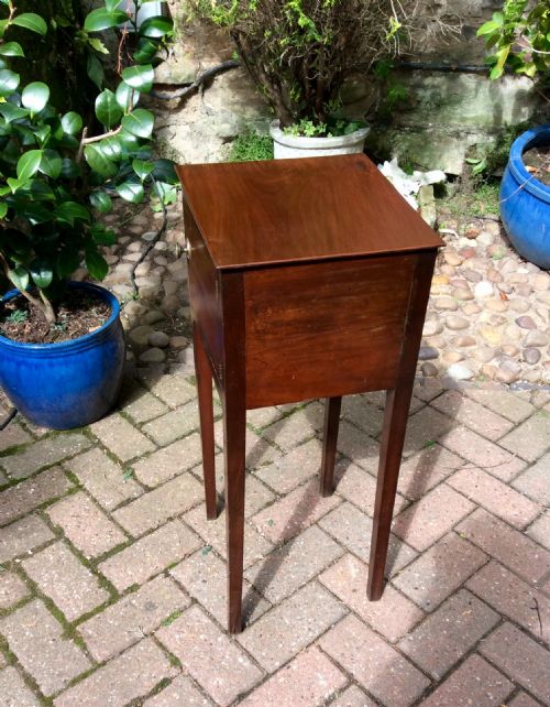VERY SMALL GEORGIAN MAHOGANY BESIDE POT CUPBOARD - ADDITIONAL PHOTO 2