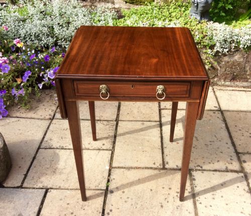 pretty side table or small sofa table - CATEGORY: ANTIQUE TABLES - DATED 1800