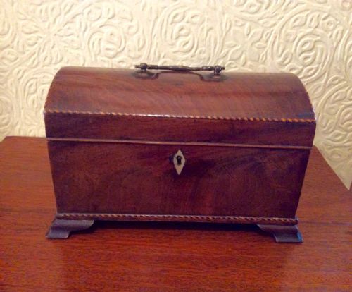 georgian mahogany tea caddy - CATEGORY: ANTIQUE BOXES - DATED 18TH CENTURY