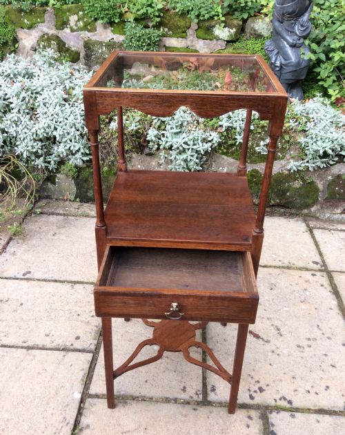 GEORGIAN OAK BEDSIDE WASHSTAND - ADDITIONAL PHOTO 2