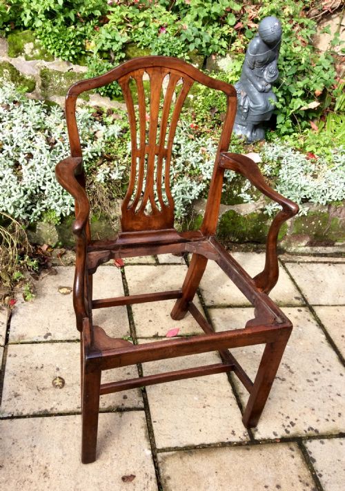 GEORGIAN PERIOD MAHOGANY HEPPLEWHITE ARMCHAIR - ADDITIONAL PHOTO 4