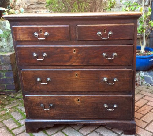 EARLY 18TH CENTURY OAK CHEST OF DRAWERS - ADDITIONAL PHOTO 2