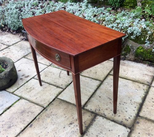 GEORGIAN MAHOGANY BOW FRONT SIDE TABLE - ADDITIONAL PHOTO 4