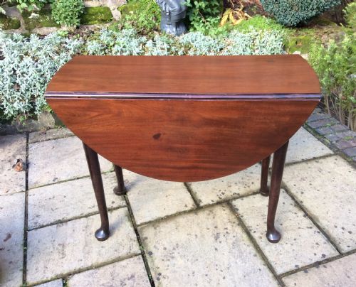 SMALL GEORGIAN MAHOGANY DINING TABLE - ADDITIONAL PHOTO 2