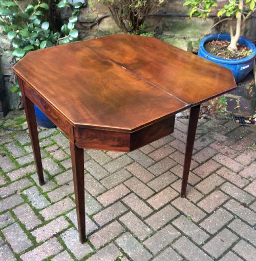 GEORGIAN MAHOGANY TEA TABLE - ADDITIONAL PHOTO 4