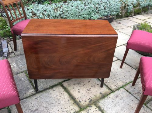 SMALL GEORGIAN MAHOGANY DINING TABLE - ADDITIONAL PHOTO 2