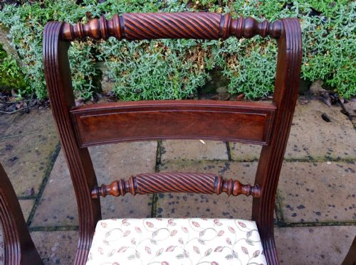 SET OF SIX MAHOGANY REGENCY DINING CHAIRS - ADDITIONAL PHOTO 3
