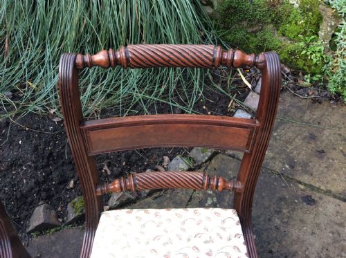 SET OF SIX MAHOGANY REGENCY DINING CHAIRS - ADDITIONAL PHOTO 7