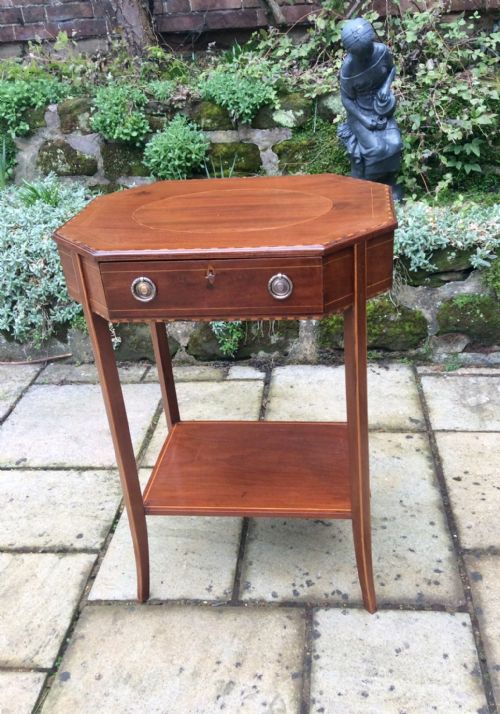 small inlaid lamp occasional table - CATEGORY: ANTIQUE TABLES - DATED 19TH CENTURY