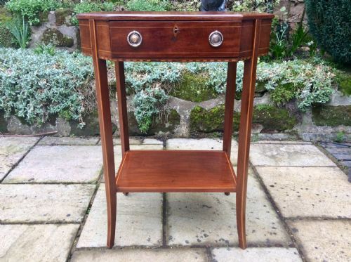 SMALL INLAID LAMP OCCASIONAL TABLE - ADDITIONAL PHOTO 2