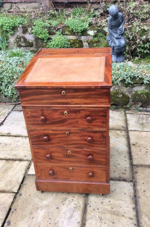 regency mahogany davenport - CATEGORY: ANTIQUE DESKS - DATED REGENCY