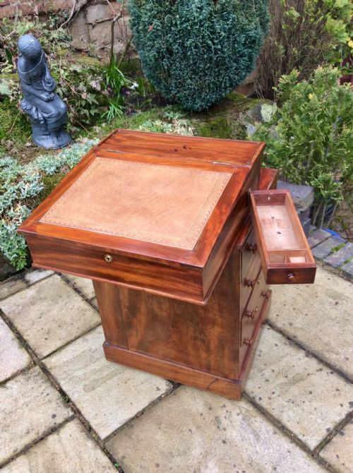 REGENCY MAHOGANY DAVENPORT - ADDITIONAL PHOTO 6