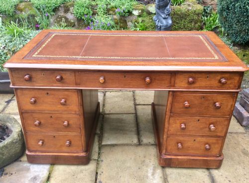 oak 54 inch pedestal desk - CATEGORY: ANTIQUE DESKS - DATED VICTORIAN