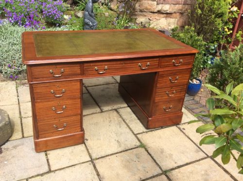 MAHOGANY PEDESTAL DESK - ADDITIONAL PHOTO 4
