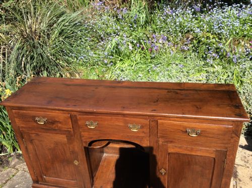 SMALL OAK DRESSER BASE - ADDITIONAL PHOTO 4