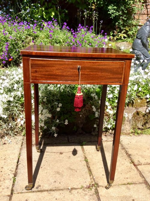 GEORGIAN SMALL MAHOGANY SIDE OR LAMP TABLE - ADDITIONAL PHOTO 8