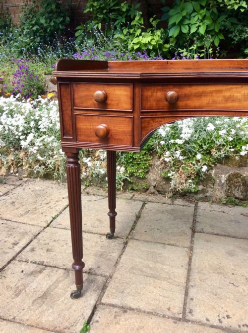 SUPERB REGENCY GILLOWS CONCAVE SIDE DRESSING WRITING TABLE - ADDITIONAL PHOTO 1