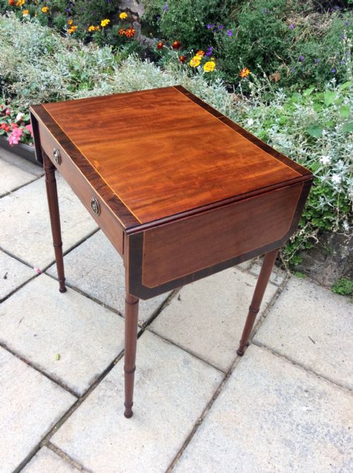 SMALL REGENCY SIDE SOFA TABLE - ADDITIONAL PHOTO 4