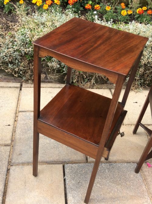GEORGIAN BEDSIDE TABLE - ADDITIONAL PHOTO 4