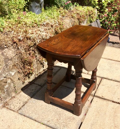 OAK COFFEE TABLE - ADDITIONAL PHOTO 2
