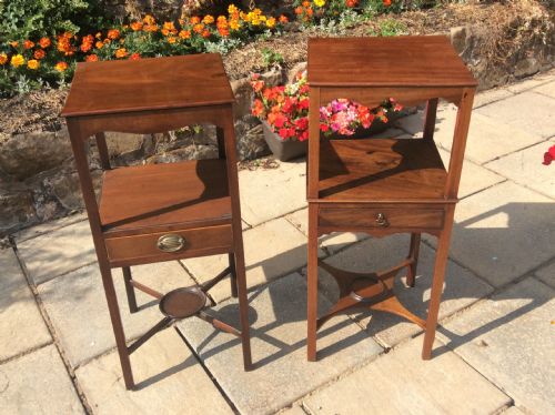 2 georgian bedside tables - CATEGORY: ANTIQUE CABINETS - DATED 1800