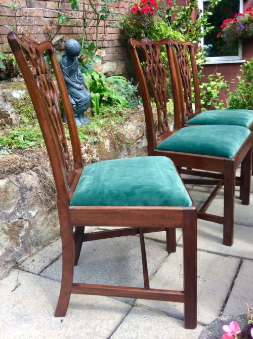 A SET OF SIX GEORGIAN CHAIRS - ADDITIONAL PHOTO 4