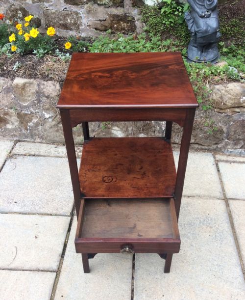 GEORGIAN BEDSIDE TABLE - ADDITIONAL PHOTO 2