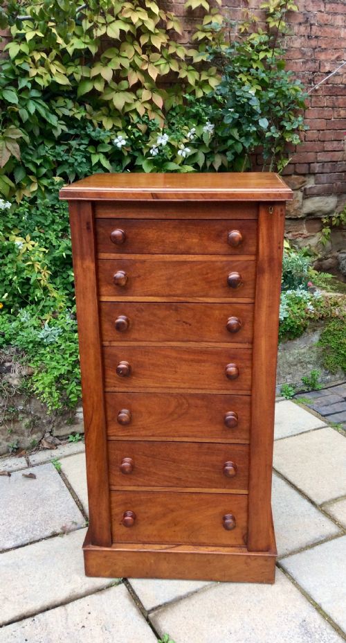 mahogany wellington chest - CATEGORY: ANTIQUE CHEST OF DRAWERS - DATED 19TH CENTURY