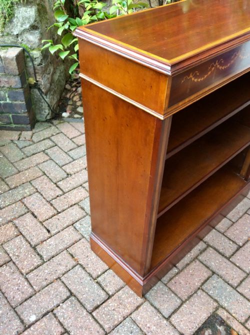 MAHOGANY BOOKCASE - ADDITIONAL PHOTO 2