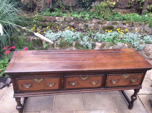 EARLY OAK DRESSER BASE - ADDITIONAL PHOTO 3