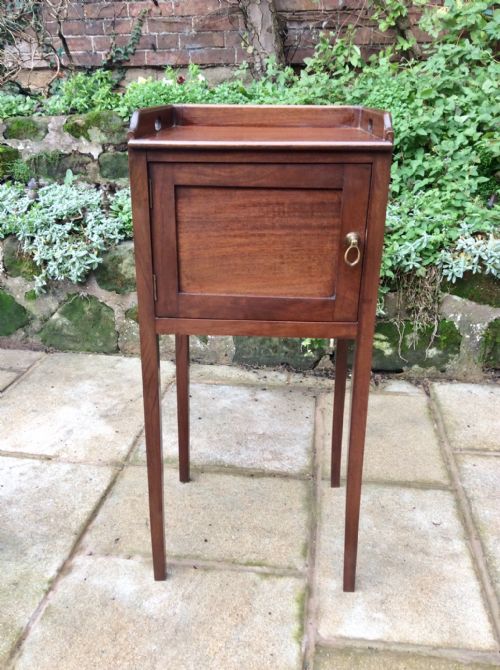 mahogany pot cupboard bedside table - CATEGORY: ANTIQUE CUPBOARDS - DATED 19TH CENTURY