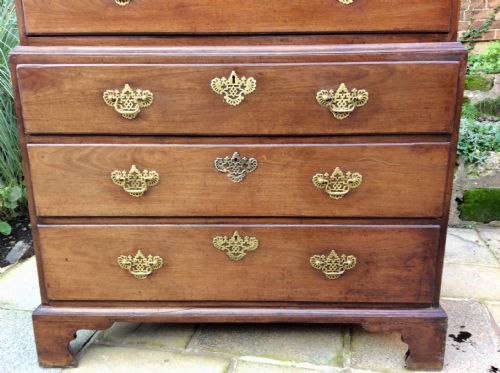 GEORGIAN MAHOGANY CHEST ON CHEST - ADDITIONAL PHOTO 3