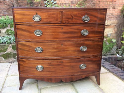 GEORGIAN BOW FRONT CHEST OF DRAWERS - ADDITIONAL PHOTO 2