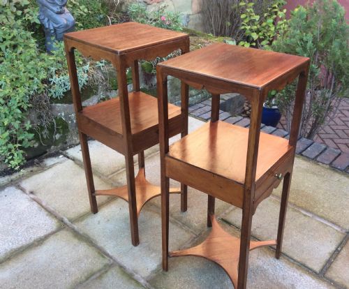 2 MAHOGANY BEDSIDE TABLES - ADDITIONAL PHOTO 1