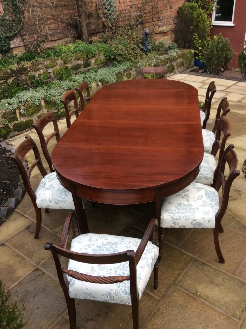 LARGE GEORGIAN MAHOGANY DINING TABLE - ADDITIONAL PHOTO 4