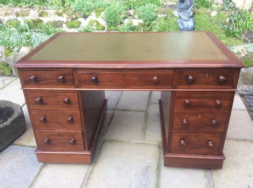 MAHOGANY PEDESTAL DESK - ADDITIONAL PHOTO 3