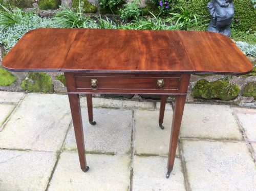 NARROW MAHOGANY GEORGIAN SIDE TABLE - ADDITIONAL PHOTO 10