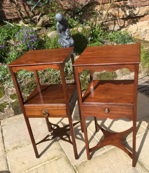 2 mahogany bedside tables - CATEGORY: ANTIQUE CABINETS - DATED 1800