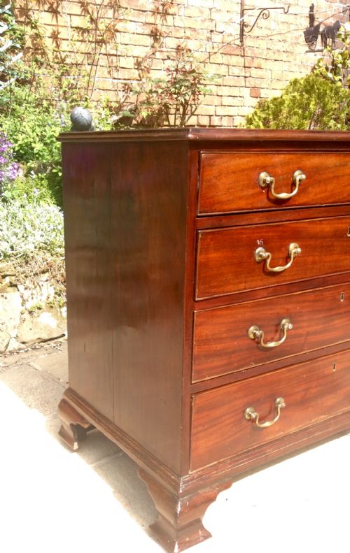 SUPER SMALL GEORGIAN CHEST OF DRAWERS - ADDITIONAL PHOTO 2