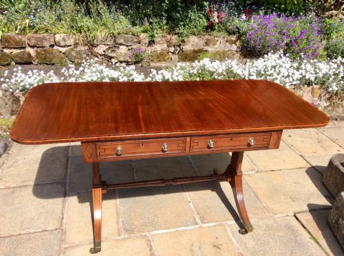 SUPERB REGENCY MAHOGANY SOFA TABLE - ADDITIONAL PHOTO 3