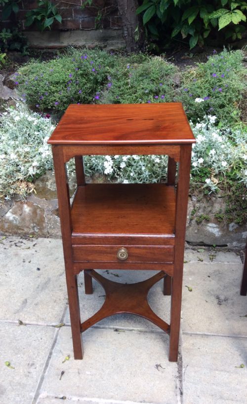 GEORGIAN BEDSIDE TABLE - ADDITIONAL PHOTO 3