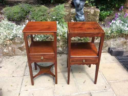 MAHOGANY BEDSIDE TABLE - ADDITIONAL PHOTO 1
