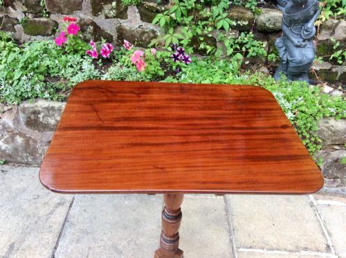 GEORGIAN MAHOGANY TRIPOD LAMP TABLE - ADDITIONAL PHOTO 2