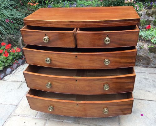 REGENCY BOW FRONT MAHOGANY CHEST OF DRAWERS - ADDITIONAL PHOTO 4