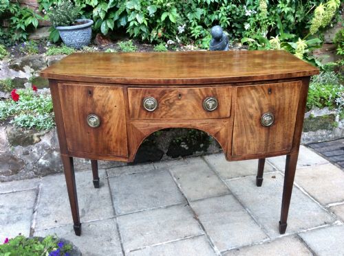 super small georgian bow front sideboard - CATEGORY: ANTIQUE SIDEBOARDS - DATED 1800