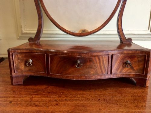 GEORGIAN SERPENTINE TOILET OR DRESSING TABLE MIRROR - ADDITIONAL PHOTO 2